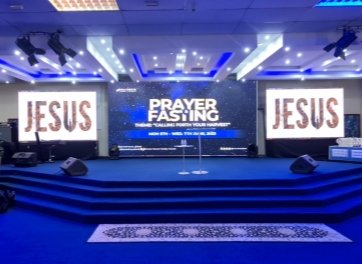 led screen for church-